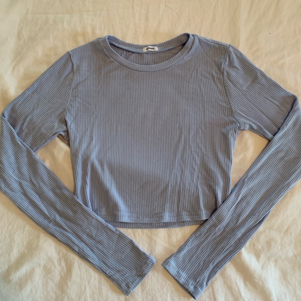 stretchy long sleeve (garage)